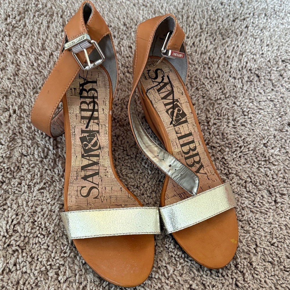 Sam & Libby Tan and Gold Women's Sandals